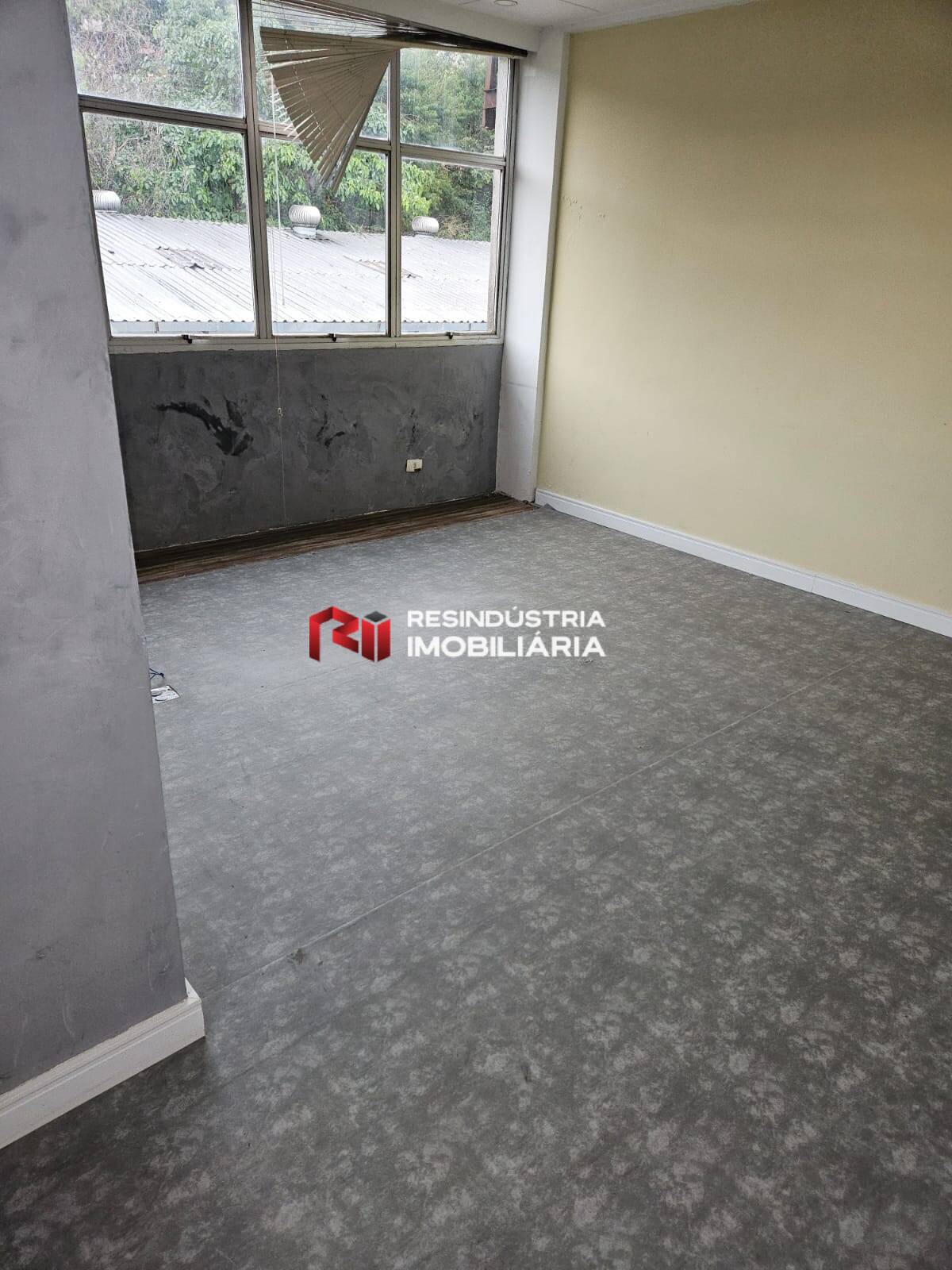 Depósito-Galpão-Armazém para alugar, 1600m² - Foto 13