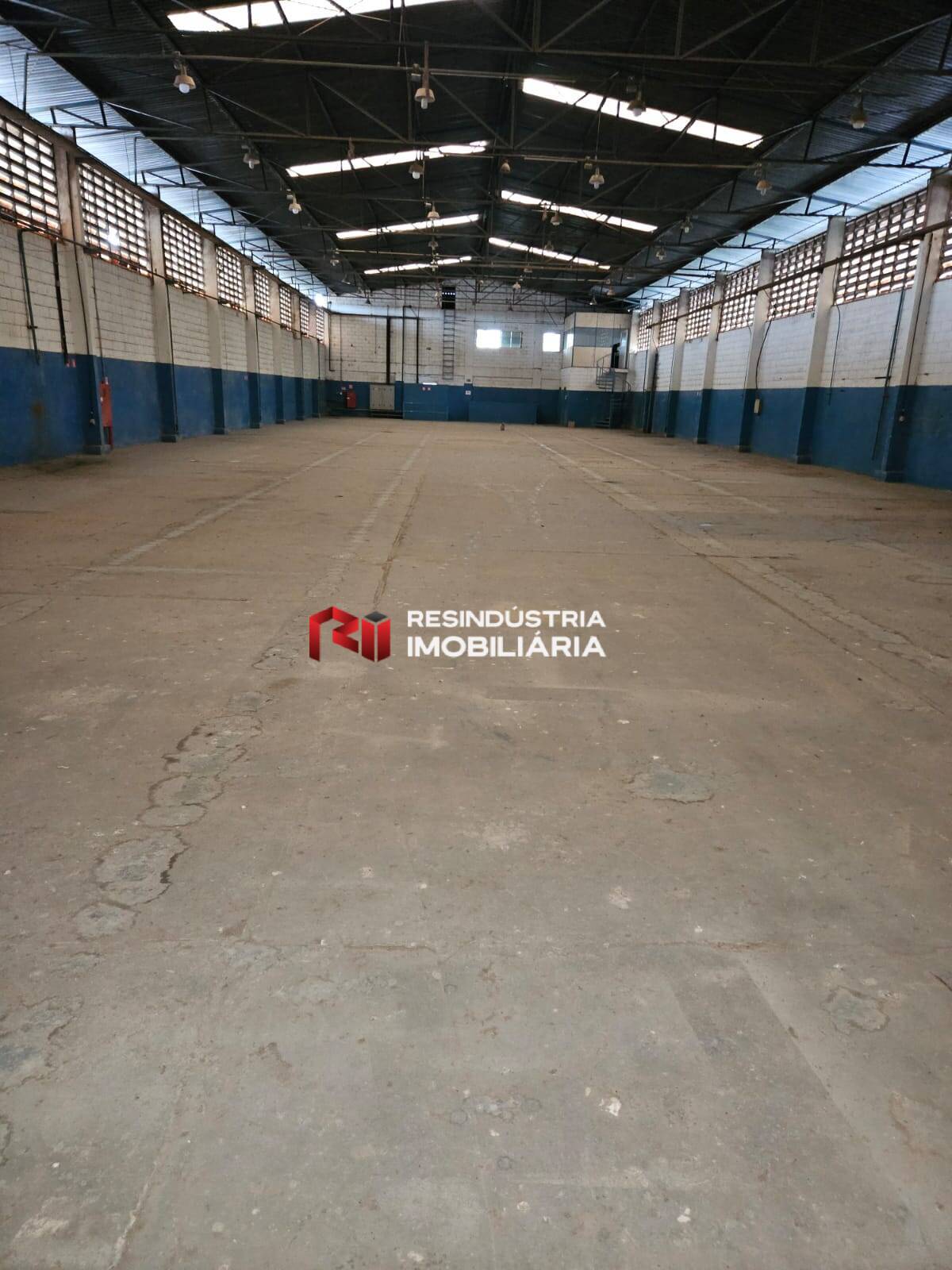 Depósito-Galpão-Armazém para alugar, 1600m² - Foto 6