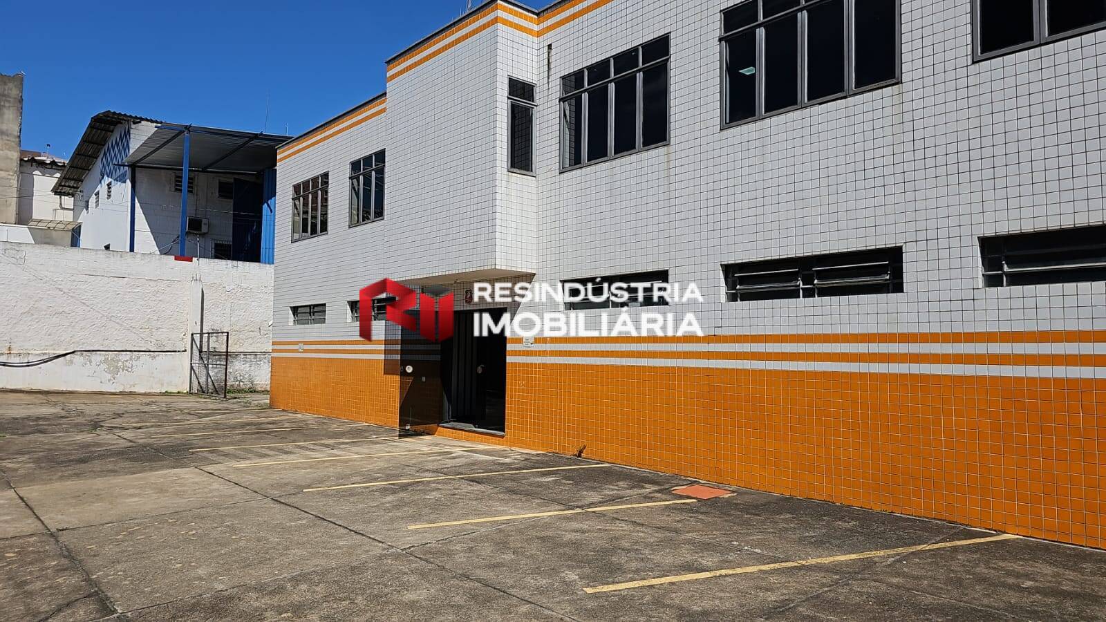 Depósito-Galpão-Armazém para alugar, 1280m² - Foto 1