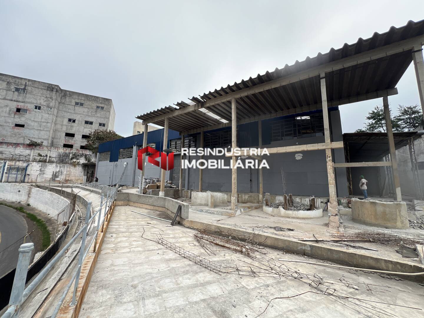 Depósito-Galpão-Armazém para alugar, 1900m² - Foto 22