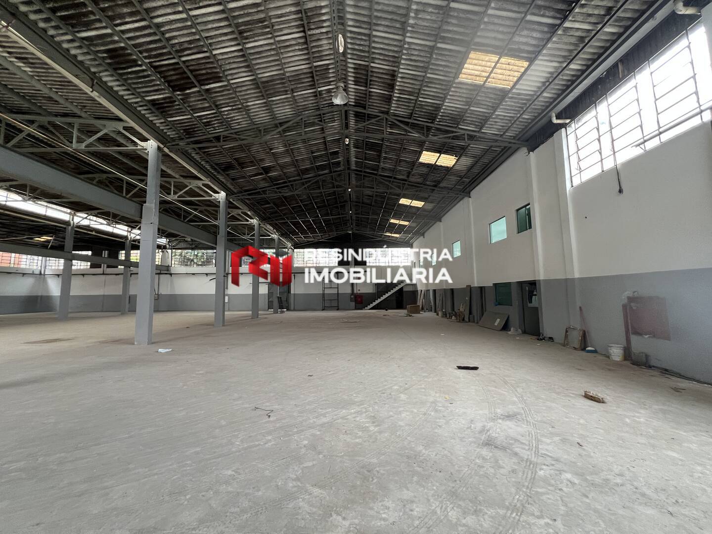 Depósito-Galpão-Armazém para alugar, 1900m² - Foto 27