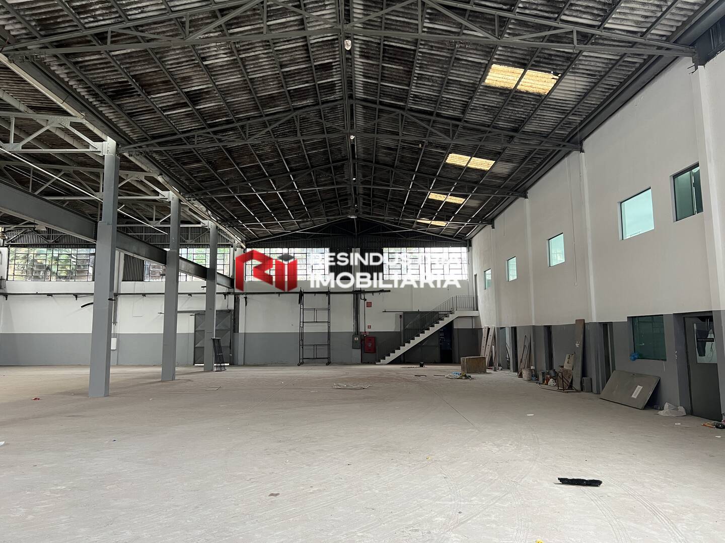 Depósito-Galpão-Armazém para alugar, 1900m² - Foto 28