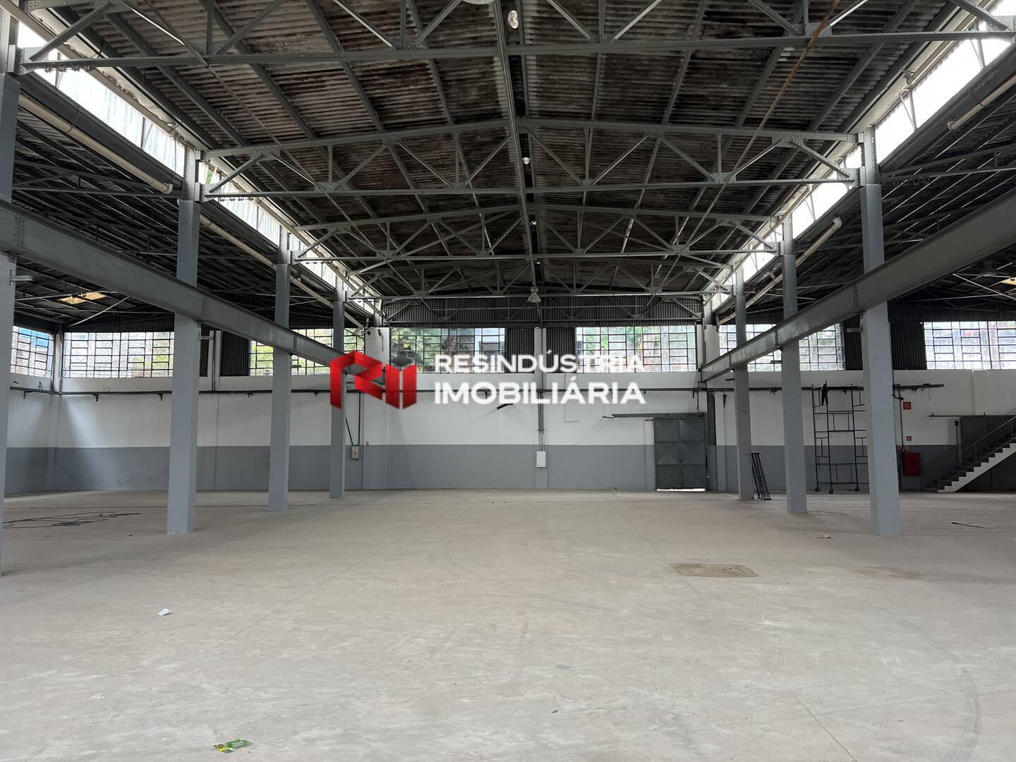 Depósito-Galpão-Armazém para alugar, 1900m² - Foto 29