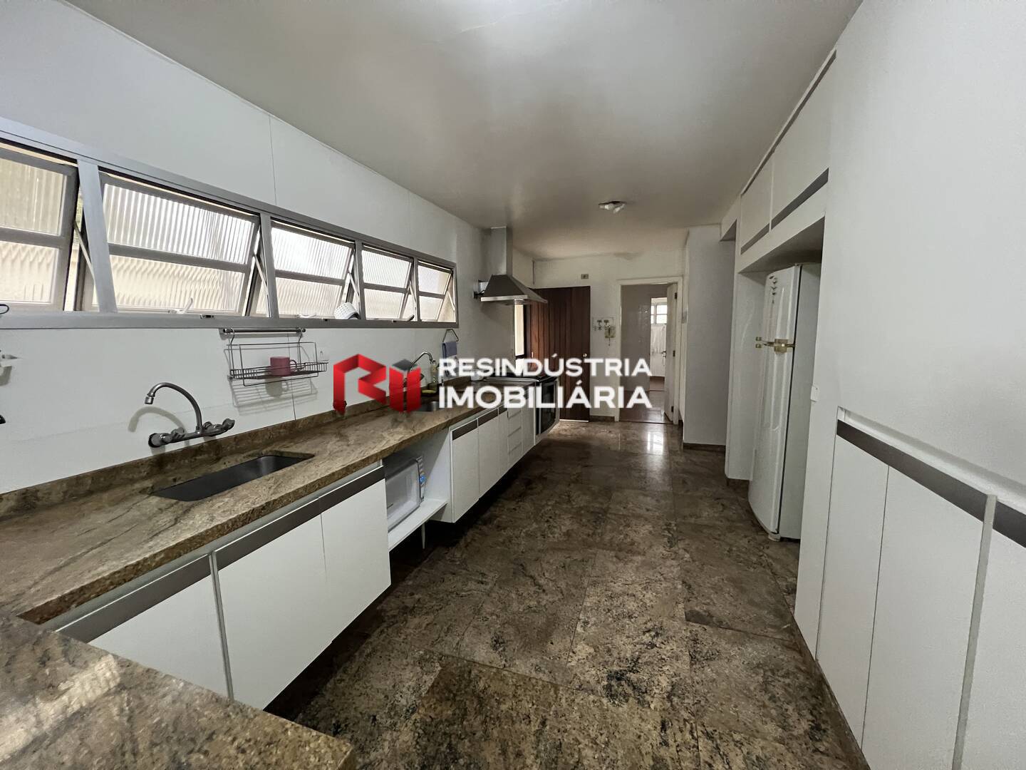 Casa, 4 quartos, 620 m² - Foto 22