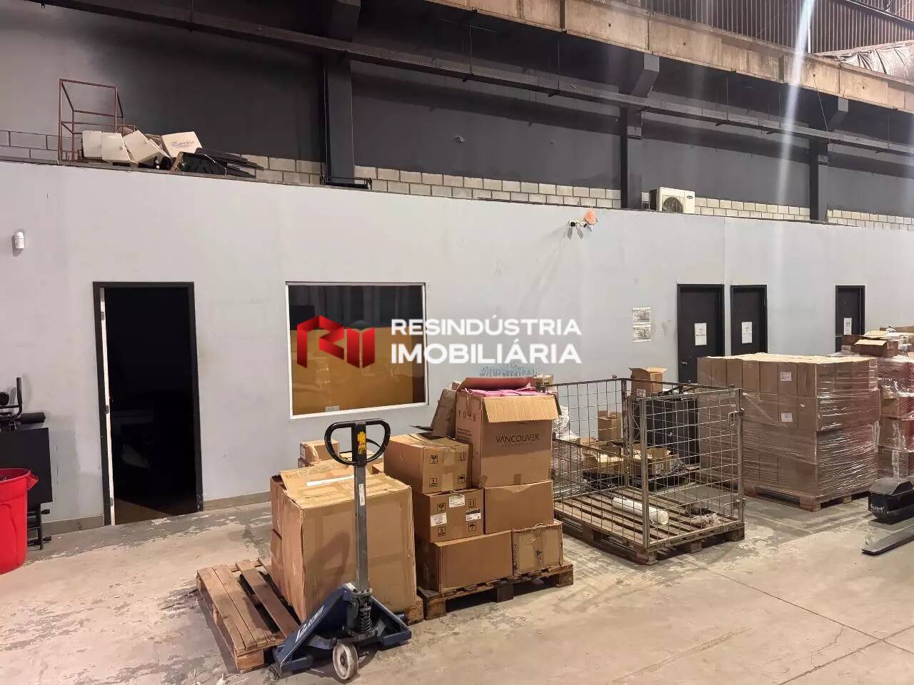 Depósito-Galpão, 750 m² - Foto 2
