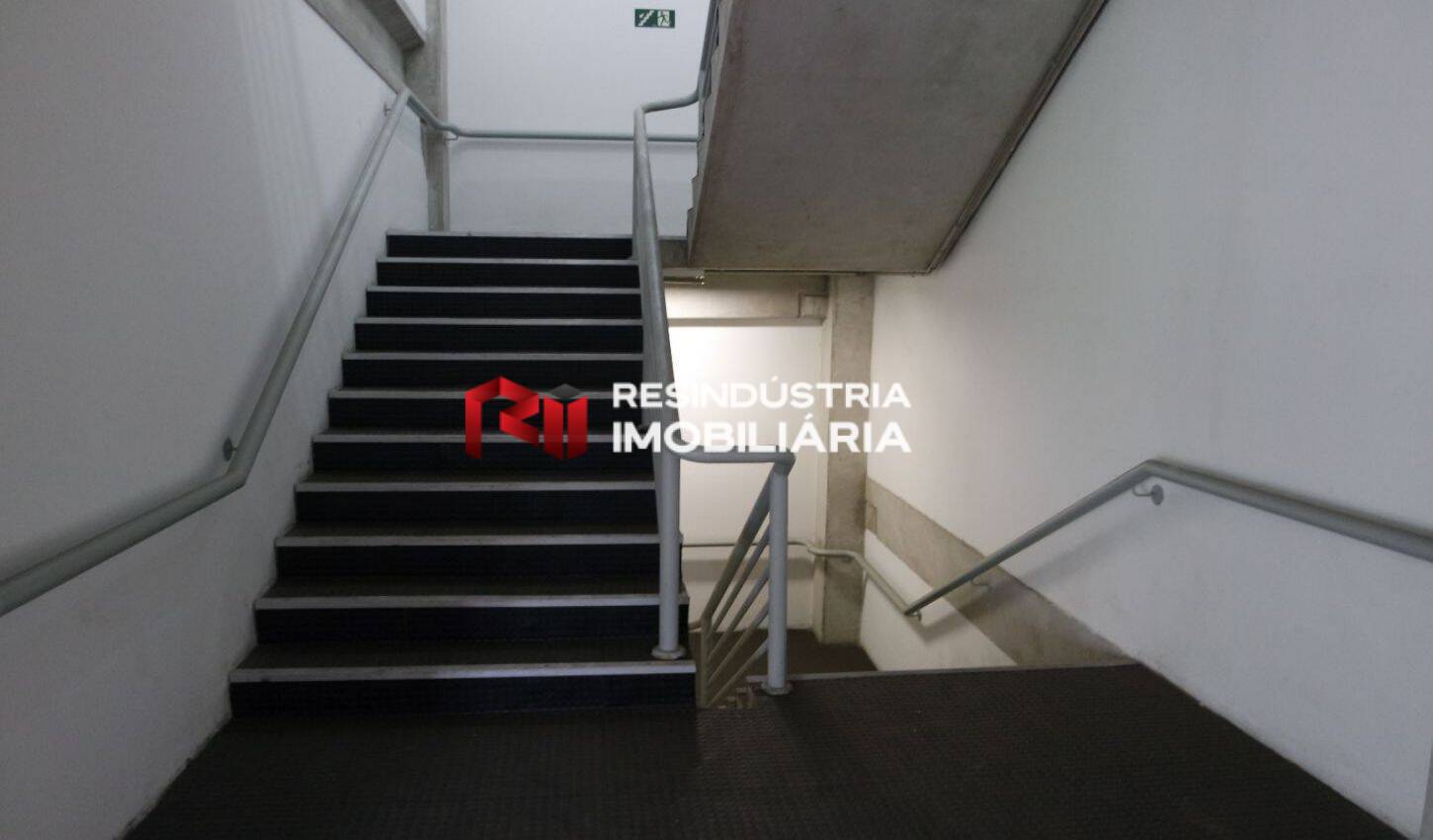 Depósito-Galpão, 2821 m² - Foto 33