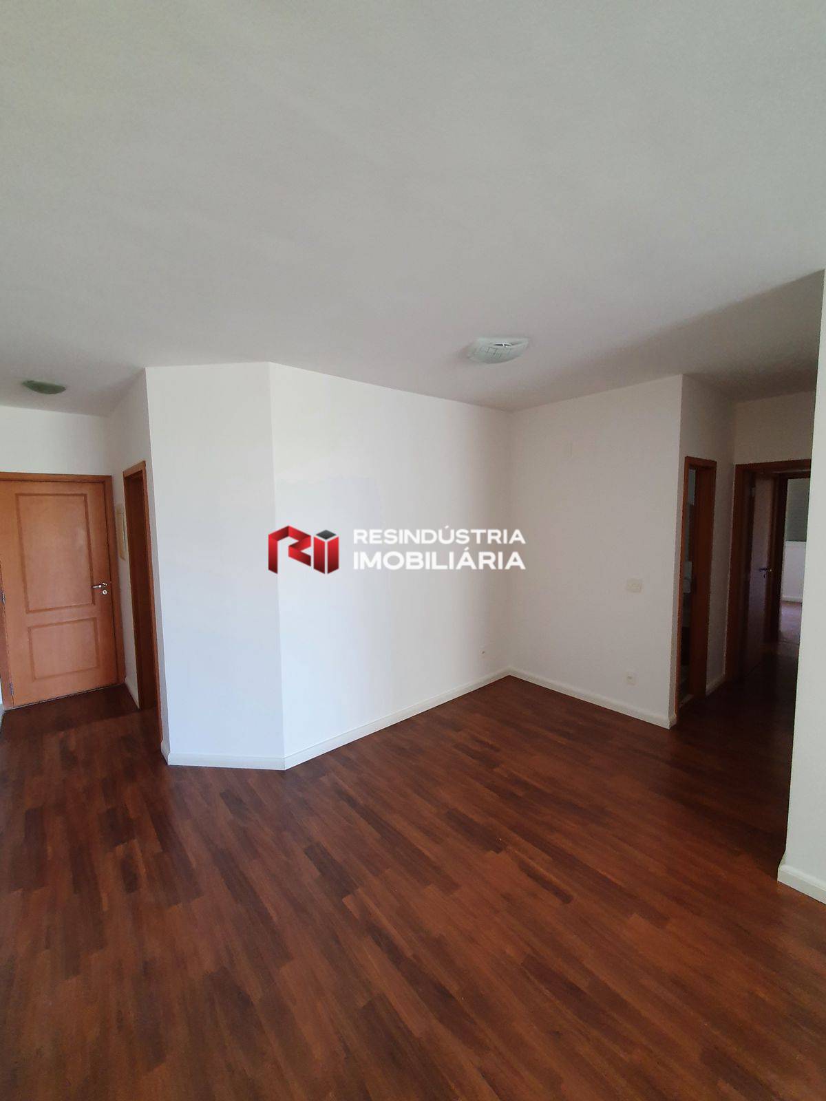 Apartamento, 3 quartos, 100 m² - Foto 2