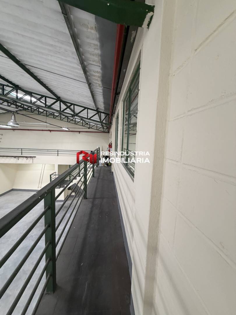 Depósito-Galpão, 1250 m² - Foto 23