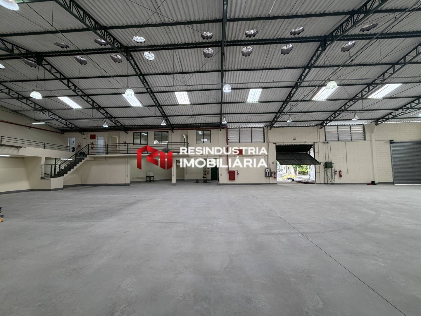 Depósito-Galpão, 1250 m² - Foto 15