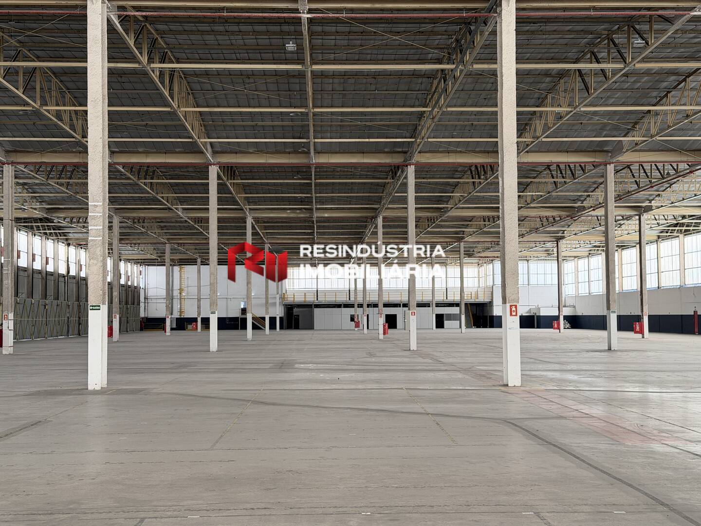 Depósito-Galpão, 12495 m² - Foto 40