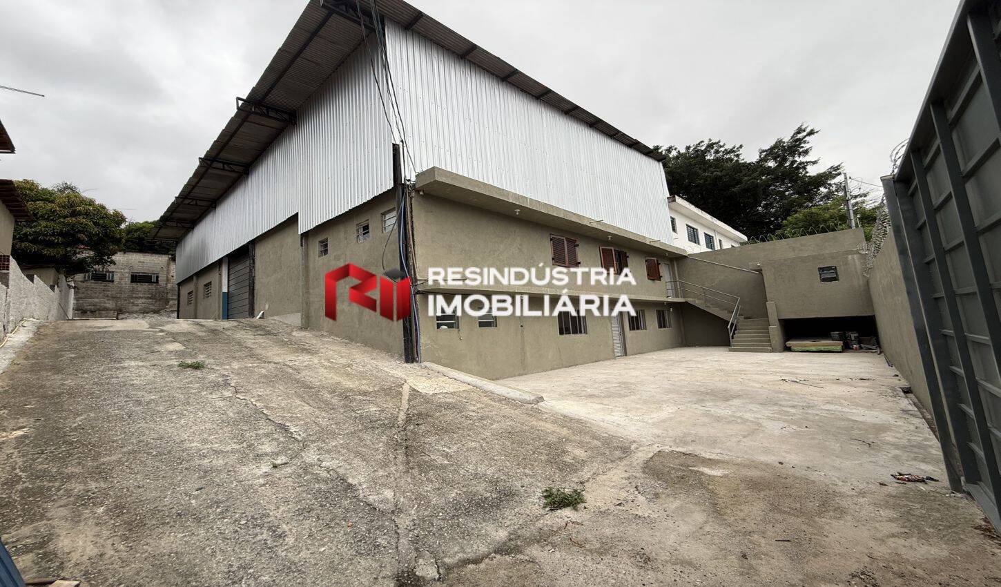 Galpão Locação 700 m² - Jardim Isaura – Santana de Parnaíba/SP