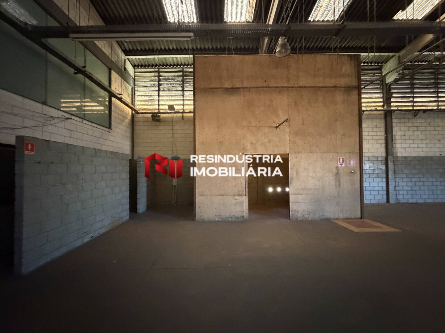 Depósito-Galpão, 1200 m² - Foto 37