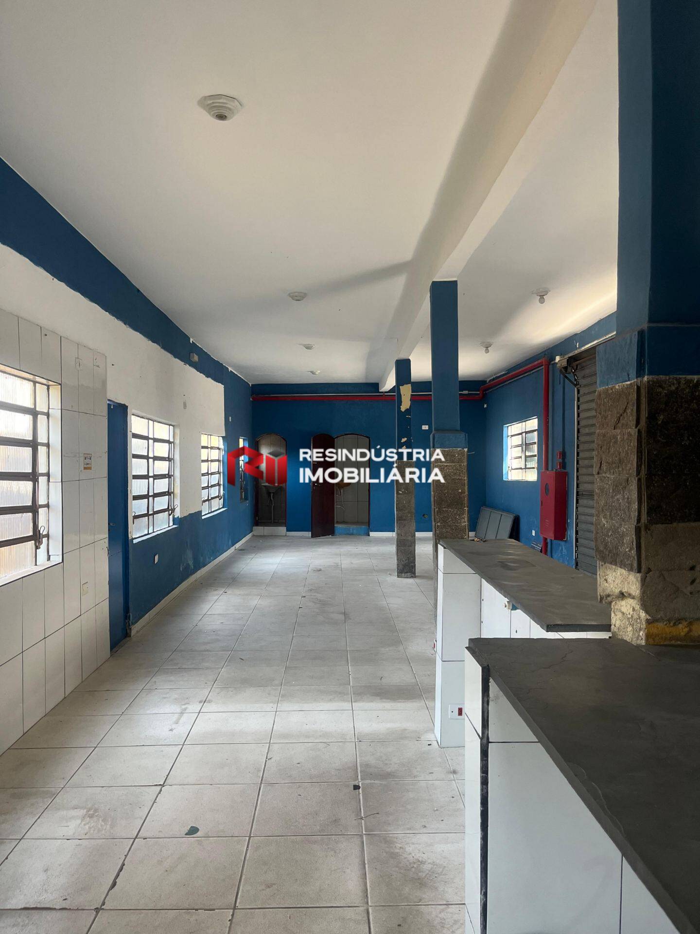Loja-Salão, 120 m² - Foto 1