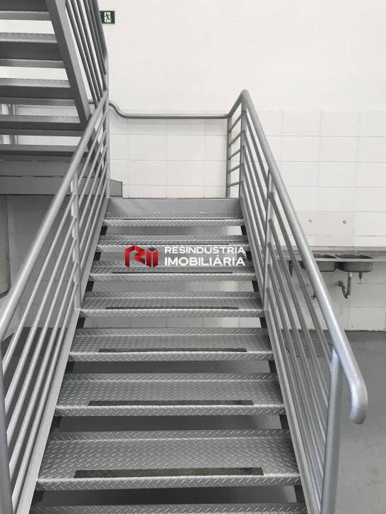 Depósito-Galpão-Armazém para alugar, 400m² - Foto 22