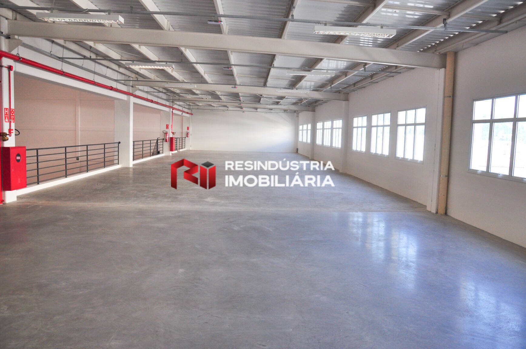 Depósito-Galpão-Armazém para alugar, 1084m² - Foto 14