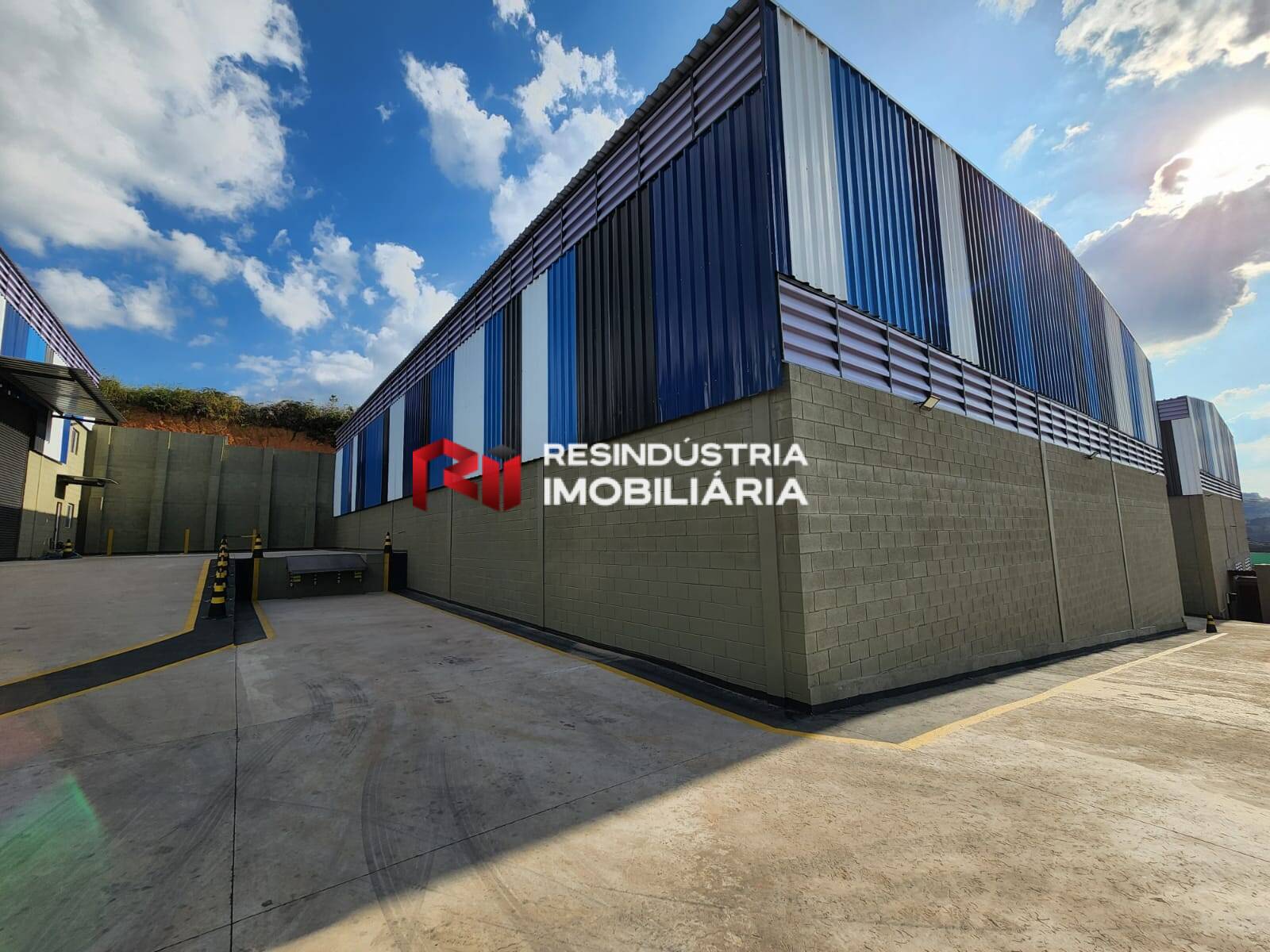 Depósito-Galpão, 750 m² - Foto 1