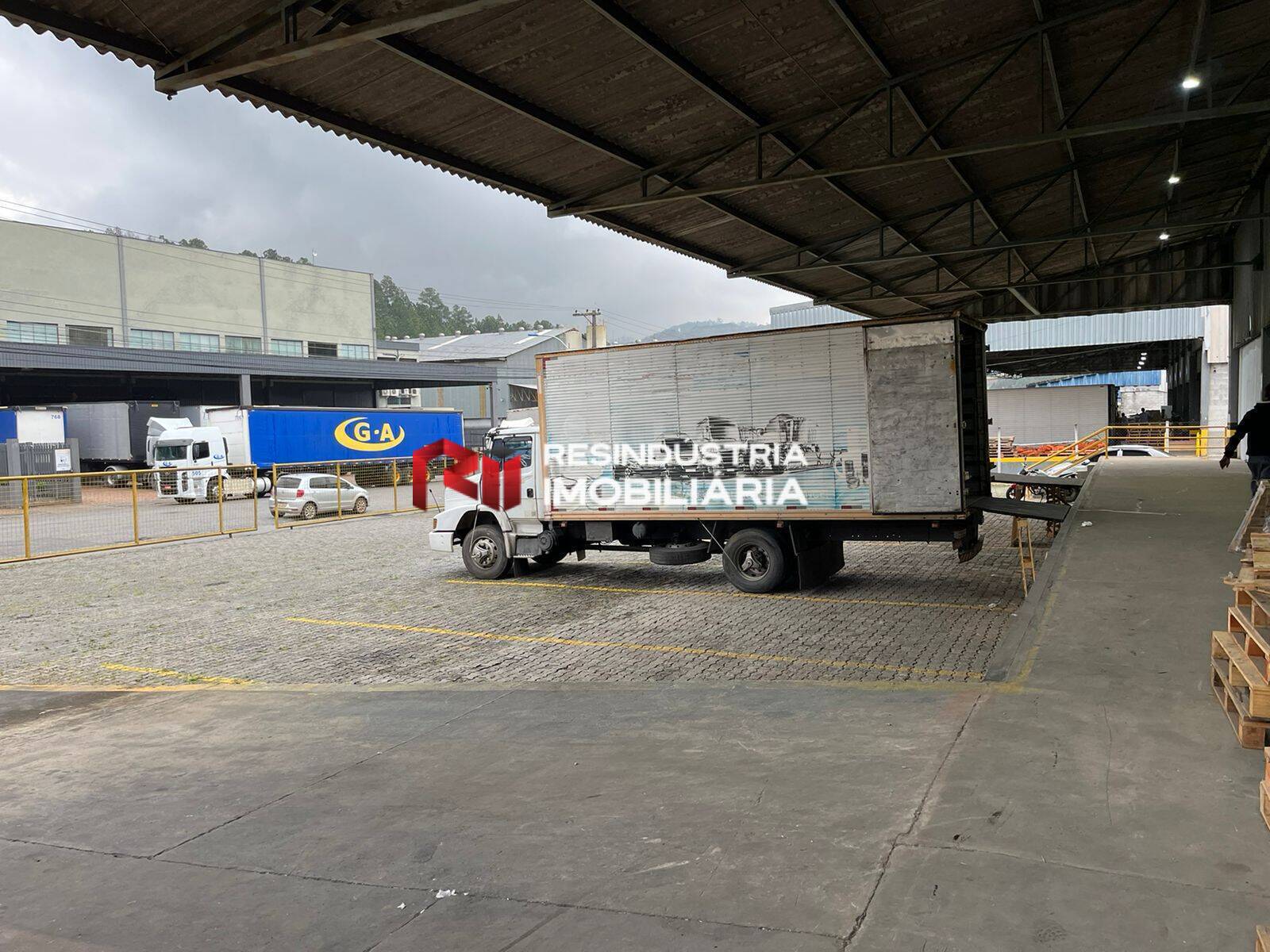 Depósito-Galpão, 3889 m² - Foto 9