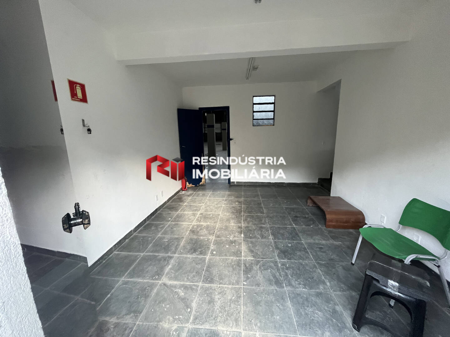 Depósito-Galpão, 1600 m² - Foto 14