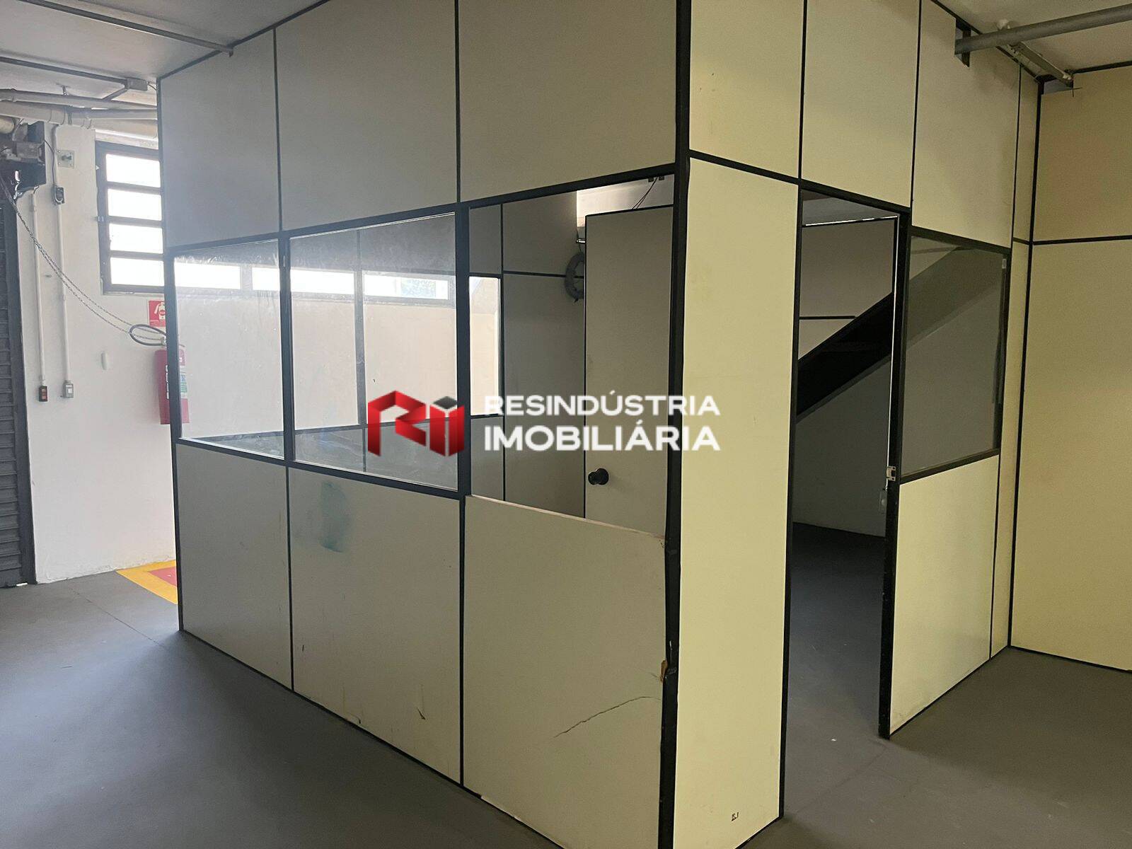 Depósito-Galpão, 1074 m² - Foto 4