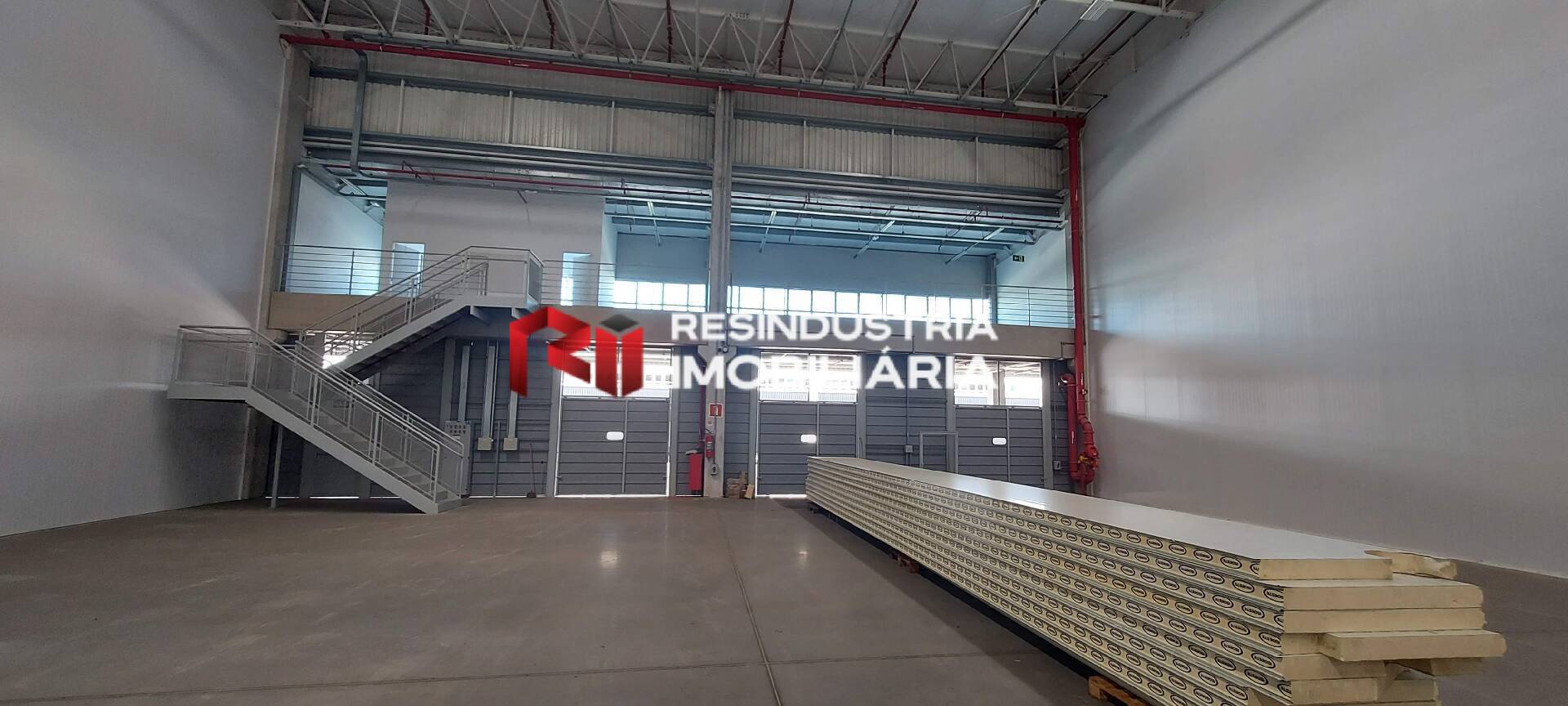 Depósito-Galpão-Armazém para alugar, 2327m² - Foto 38