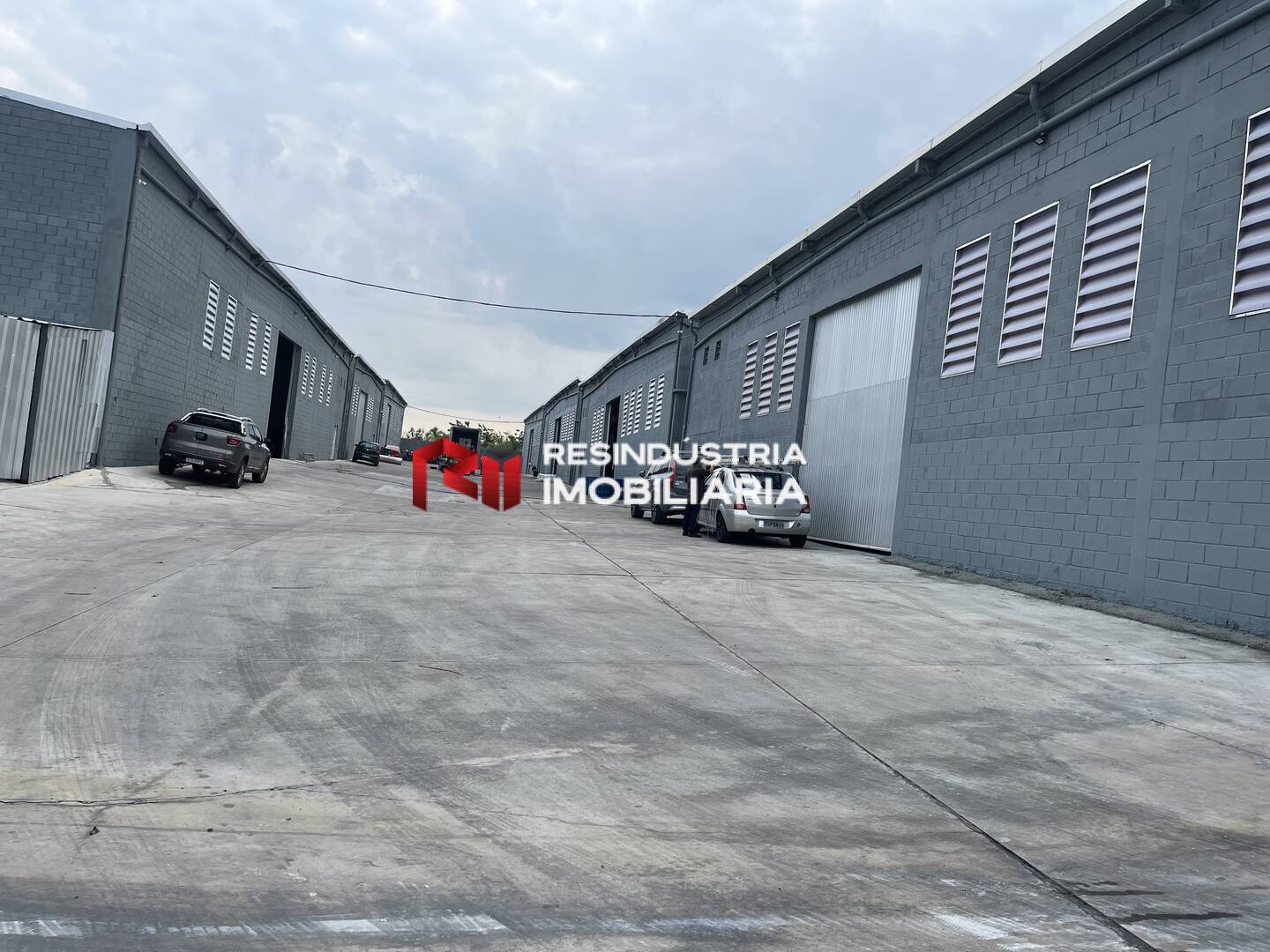 Depósito-Galpão, 708 m² - Foto 1